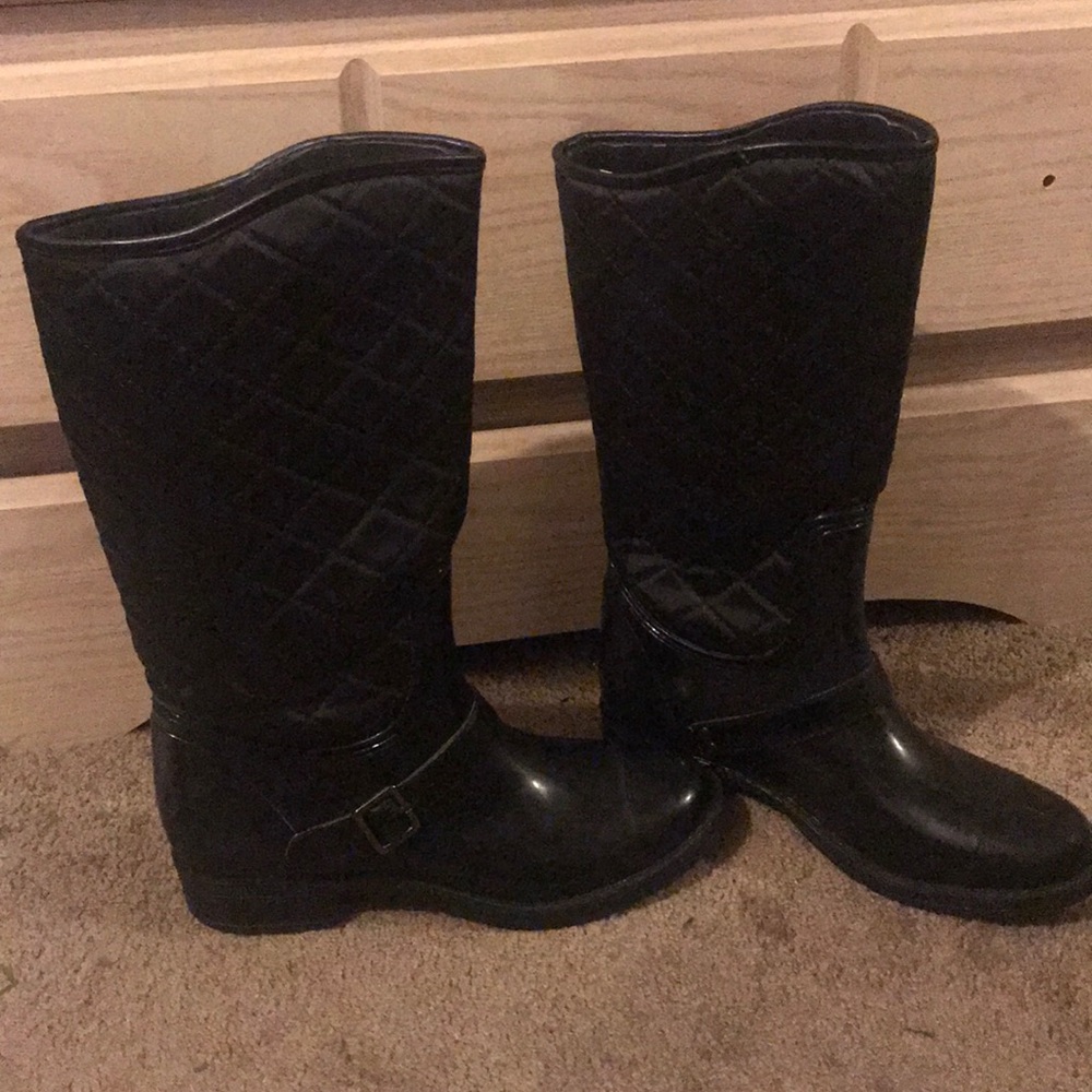 💕Rainboots💕